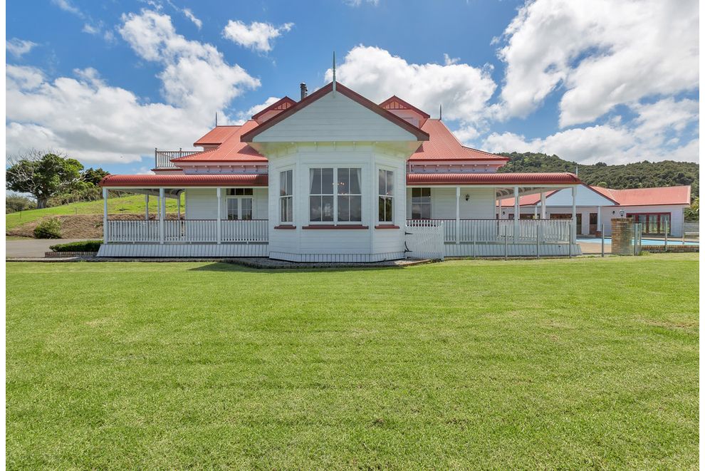 For sale 719 Whangarei Heads Road, Parua Bay realestate.co.nz