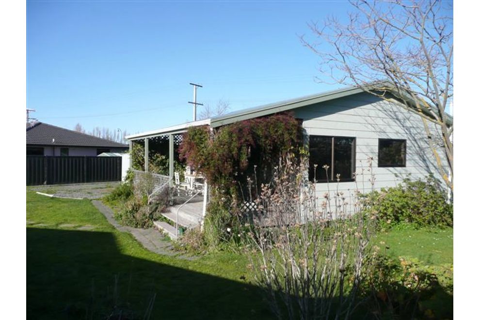 For rent 77a Ferry Rd, CLIVE, realestate.co.nz