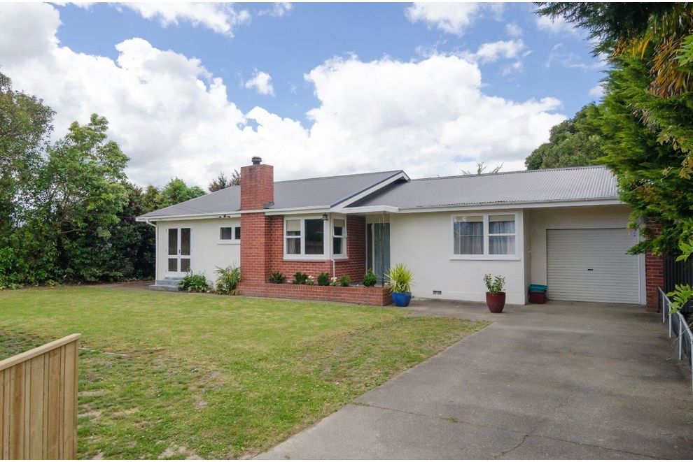 For rent 3 Bedroom Home in Greytown realestate.co.nz