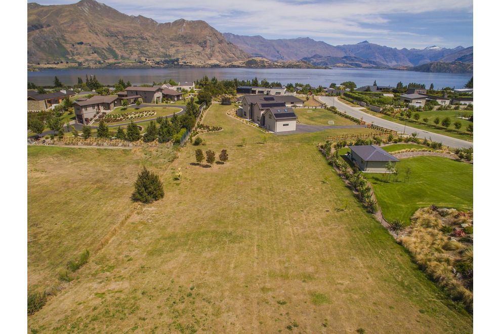 For sale 24 Minaret Ridge, Wanaka realestate.co.nz