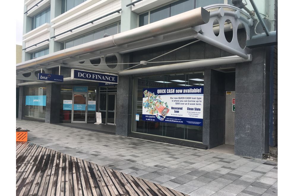 For lease Shop 2/14 Hartham Place North, Porirua realestate.co.nz