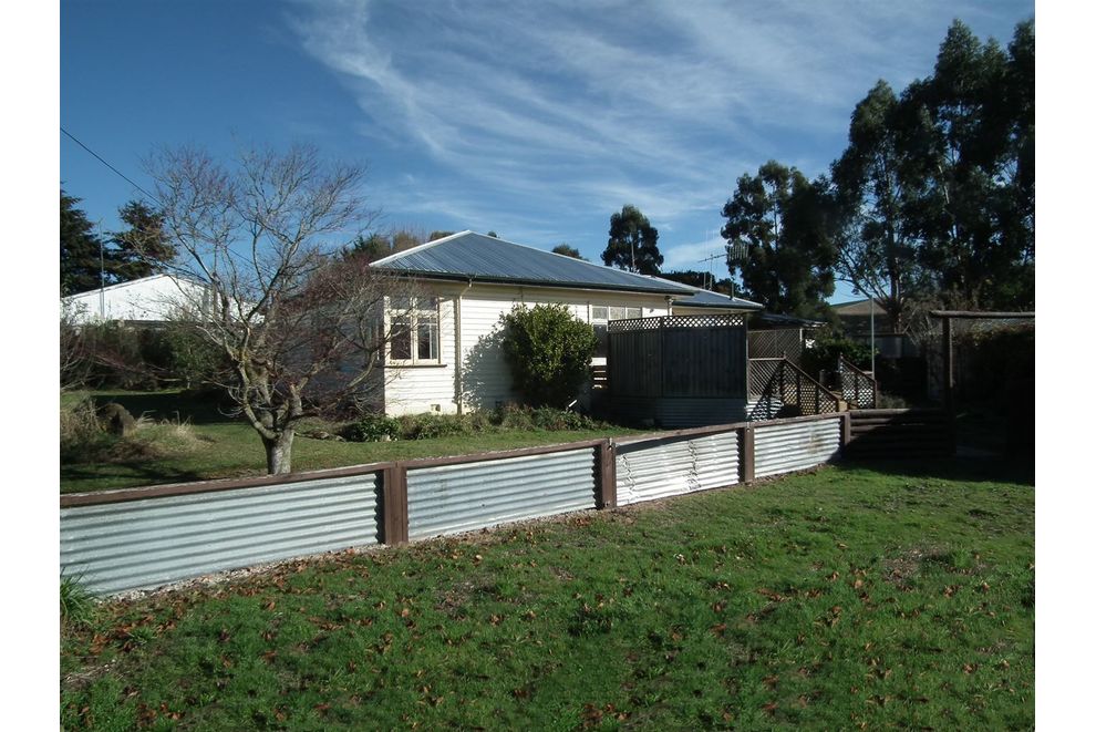 For sale 1084 TokarahiNgapara Road, Oamaru realestate.co.nz