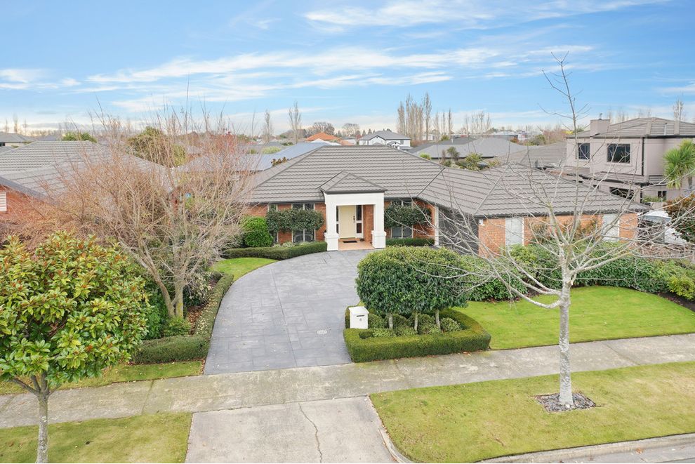 For sale 6 Beechwood Drive, Northwood realestate.co.nz