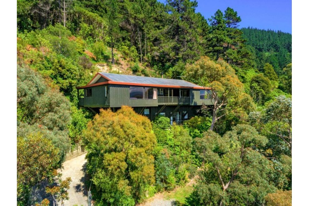For sale 438 Port Underwood Road, Whatamango Bay realestate.co.nz