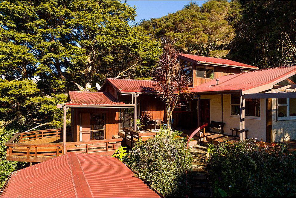 For sale 25 Yarborough Street, Kohukohu - realestate.co.nz