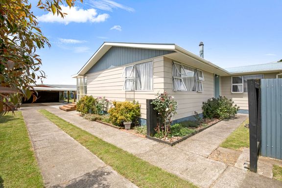 Sold Bovis Street Shannon Realestate Co Nz