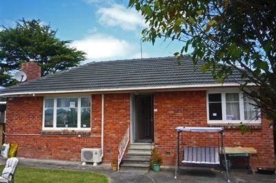 Property value 56 Mcleod Road, Te Atatu South realestate.co.nz