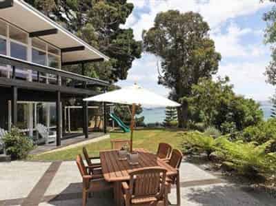 11 Richmond Road, Mahina Bay