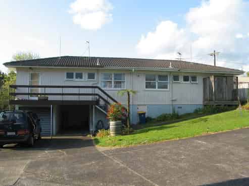 1/6 Elliott Avenue, Bayview