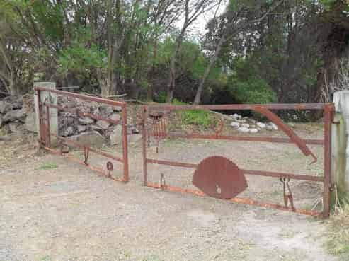 6792 Christchurch Akaroa Road, Takamatua