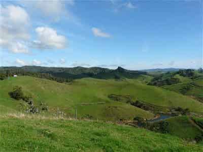 1061 Harbour Road, Oparau