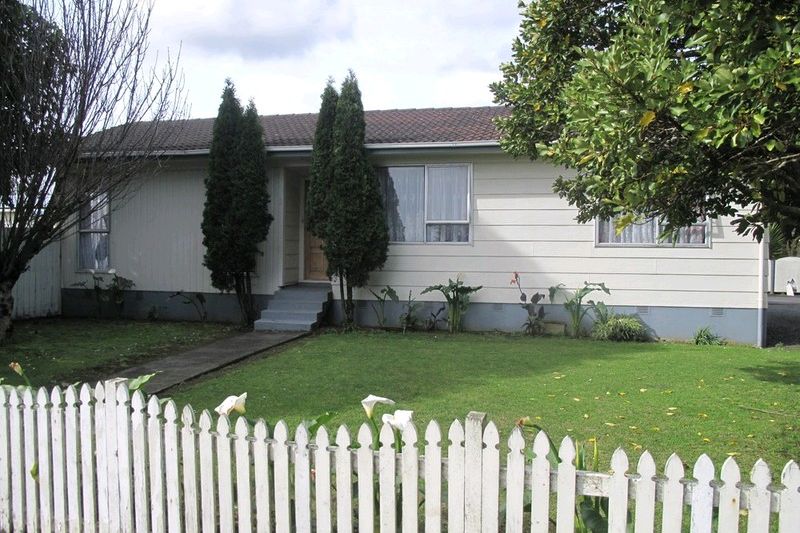 Property value 2 Adel Place, Weymouth realestate.co.nz