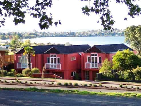 19 Lake Road, Ohinemutu