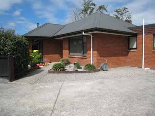 2A Fountainhead Lane, Hillmorton