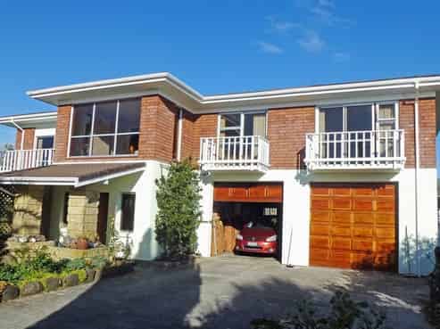 36 Jans Terrace, Oakura