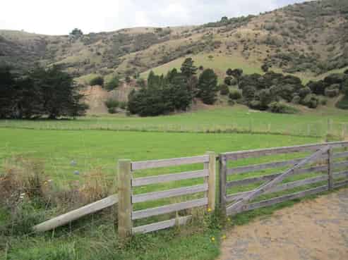 1196 Okains Bay Road, Okains Bay