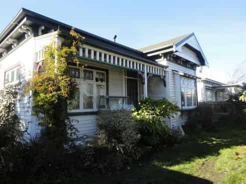 16 Picton Avenue, Riccarton