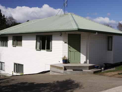 50B Meadowland Street, Matua