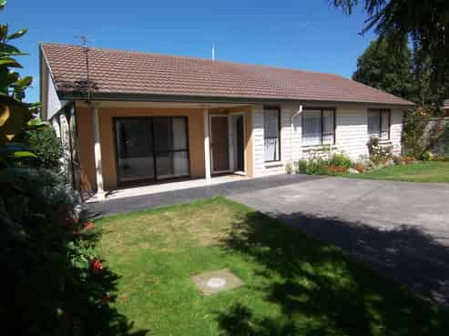 68 Neill Street, Hornby