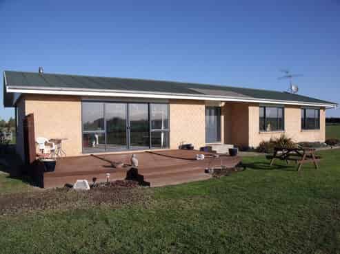 788 Line Road, Lauriston