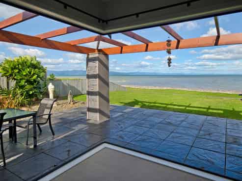 6 Rua One Place, Whakatiwai