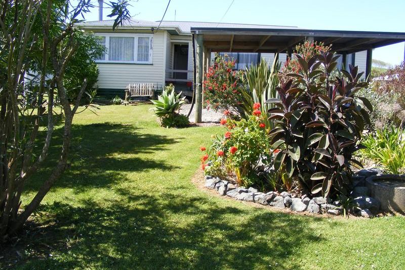 Property value 134 Journeys End, Tapora realestate.co.nz