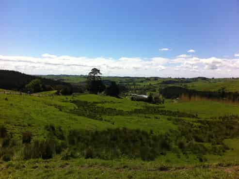 4060 Kaipara Coast Highway, Tauhoa