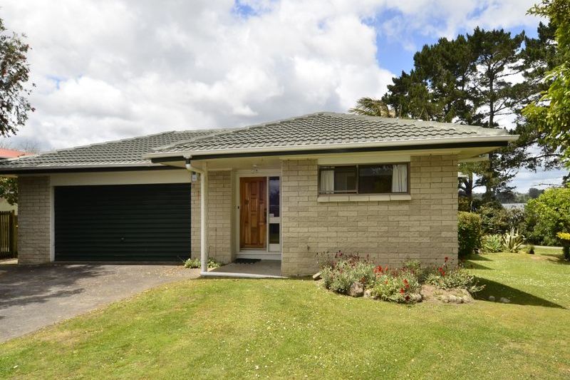 Property value 63 Saint Annes Crescent, Wattle Downs realestate.co.nz