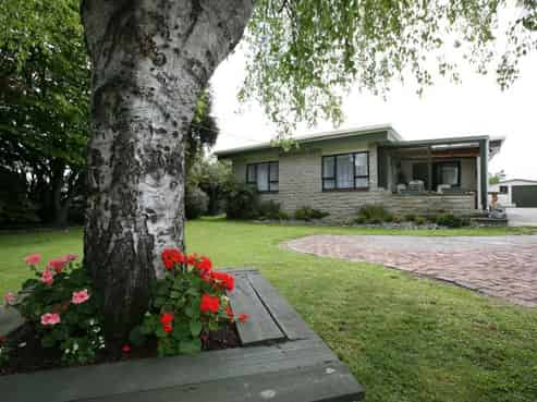 74 State Highway 2, Waipatu