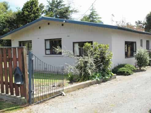 12 Awarua Road, Otatara