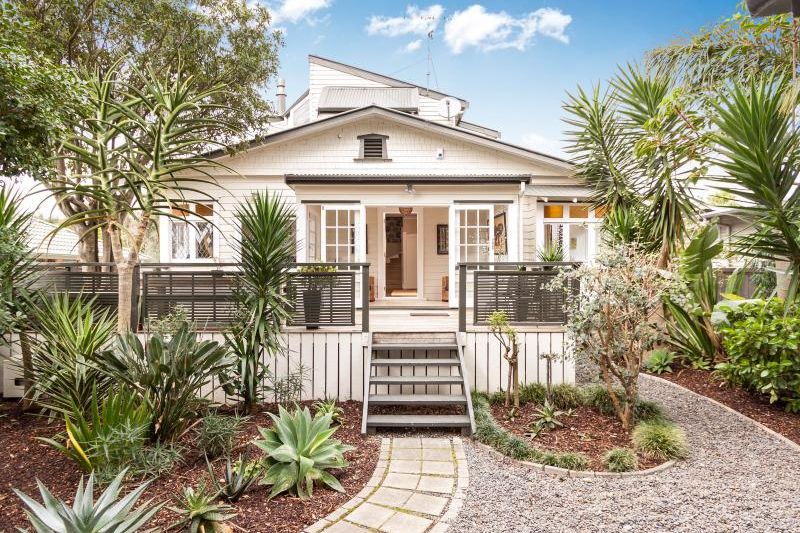 Property value 19 Wainui Avenue, Point Chevalier realestate.co.nz