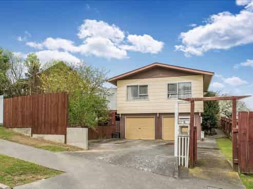 6 Sombrero View, Ascot Park