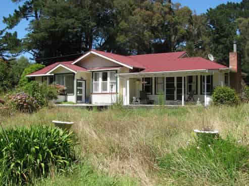 1060 Pourerere Road, Omakere