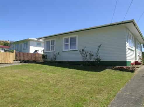 90 Sievers Grove, Cannons Creek