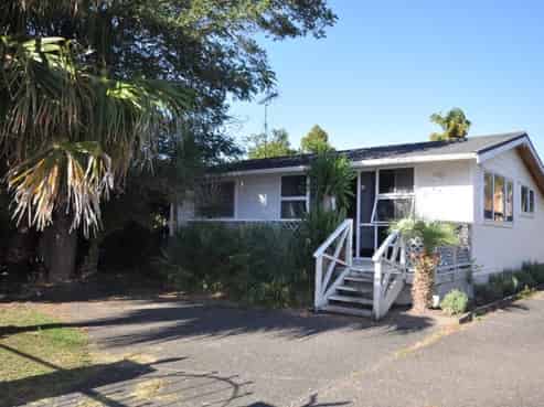 30A Elizabeth Street, Orewa