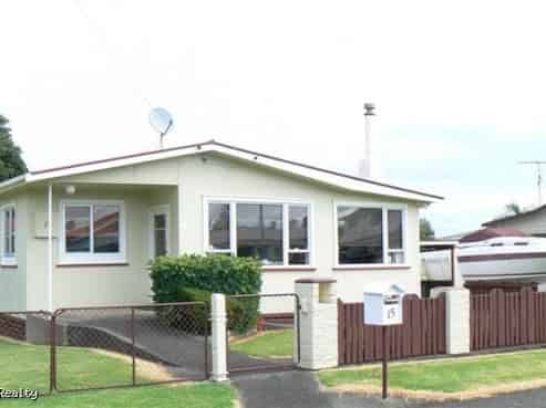 15 Aputa Avenue, Te Puru