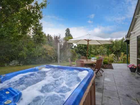 264 Chain Hills Road, Chain Hills