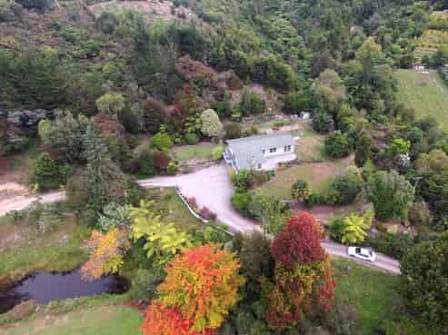 13 Marahau Valley Road, Kaiteriteri