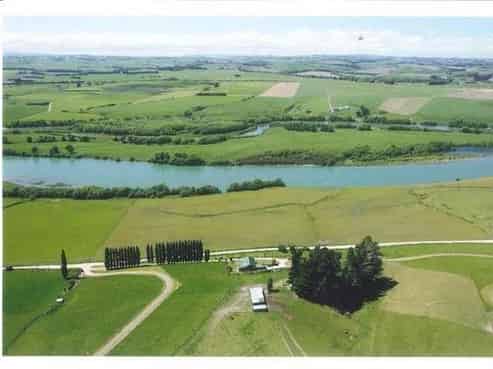 204 Lambourne Road, Greenfield