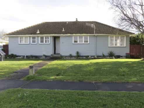 10 Lodge Road, Maraenui