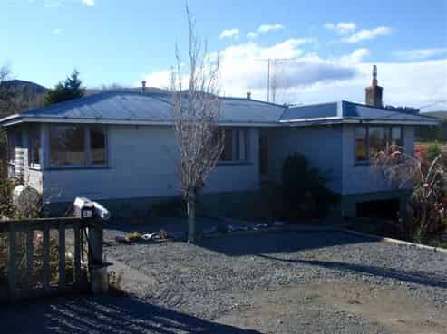 31 Garden Street, Lumsden
