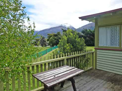 10 Kiwi Street, Makarora