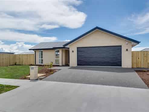 18 Pahua Street, Pegasus