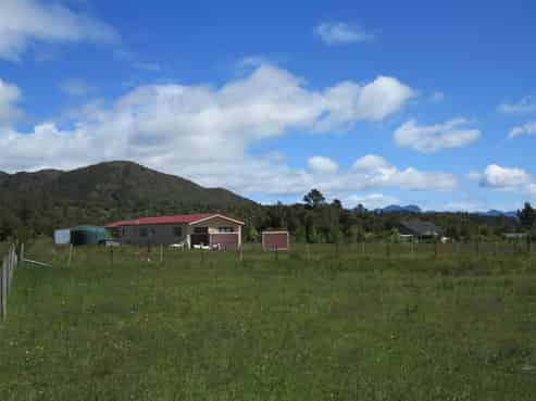 36 Onekaka Iron Works Road, Onekaka