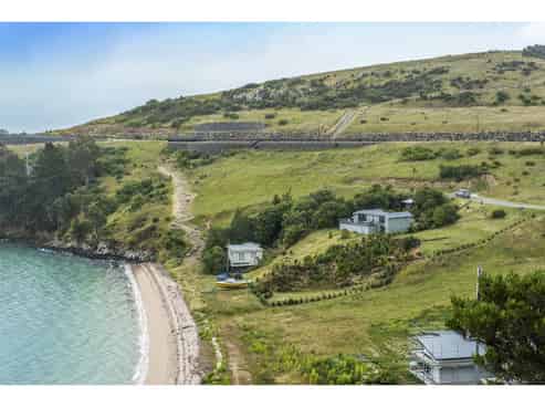 18 Te Wharau Lane, Charteris Bay