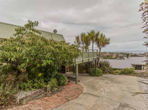 6 Moodie Street, Shiel Hill