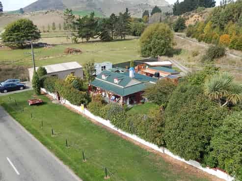 15 Wellington Street, Enfield and Surrounds