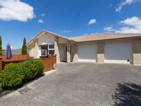 7 Buncrana Place, Pinehill