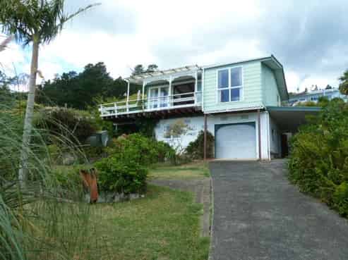 21 Adams Road, Thornton Bay