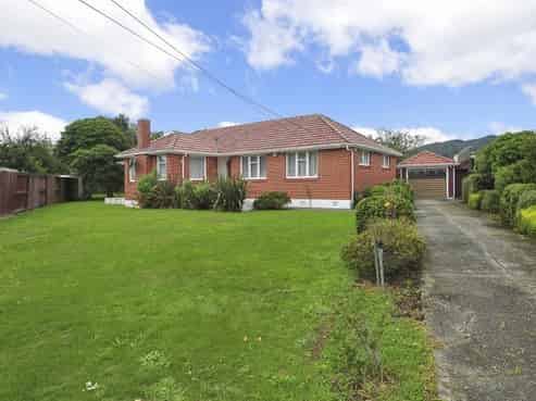 7 Sullivan Grove, Epuni